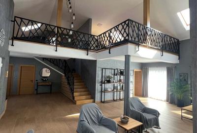 Casă cu 4 camere cu Teren 750 Mp în Central