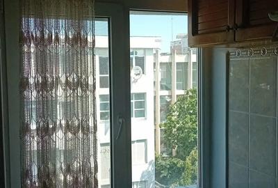 Apartament 3 camere, decomandat, central, Bacau - 4