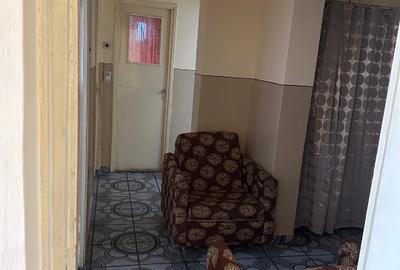 Apartament cu 3 camere decomandat în B-dul București - 3