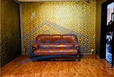 Apartament cu 3 camere decomandat în Drumul Taberei - 3