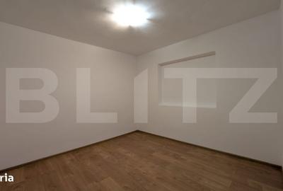Spațiu comercial, de 70 mp, în Micro 11 - 2