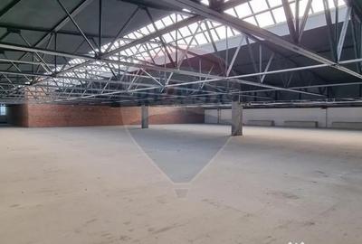 Spațiu comercial, de 3,872 mp, în Militari