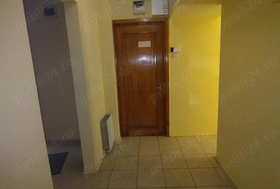 89.000 E ! Spa?iu comercial la parter de bloc zona TRAIAN - 16