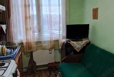 Apartament cu 3 camere semidecomandat în Est - 7