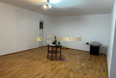 Vila | Cazare Muncitori | Berceni | Aparatorii Patriei | P+1+M - 7