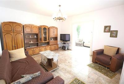 Casa de inchiriat, curte proprie, zona Modern - 8