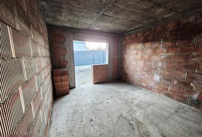 Garsonieră decomandată în Valea Adâncă - 7