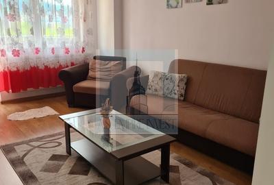 Apartament cu 2 camere decomandat, mobilat în Tractorul