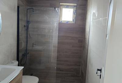 Casă cu 3 camere în Livada de Bihor - 2