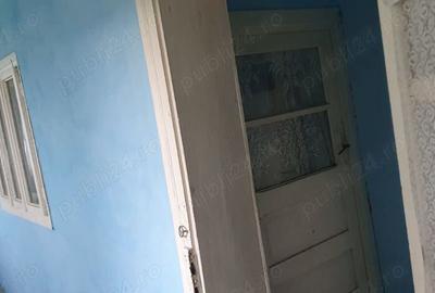 Casa, grajd, gradina plus dependinte - 7