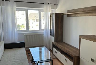 Garsonieră decomandată în Central - 5