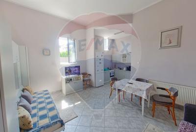 Casă individuală cu 3 camere cu Canalizare în Ultracentral - 7