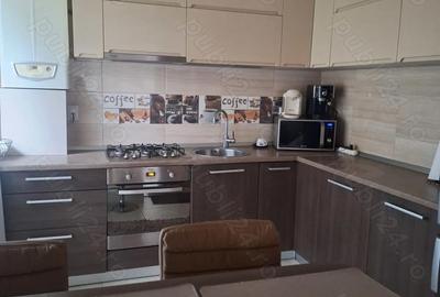 Casă cu Teren 100 Mp în Florești - 2