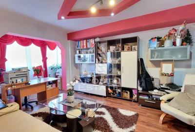 Apartament decomandat cu 3 camere, etaj intermediar, zona Dacia - 1