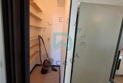 Apartament cu 2 camere decomandat în Tractorul - 2