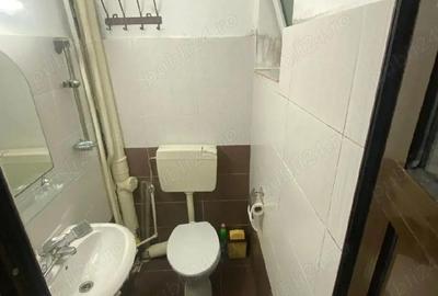 Garsonieră decomandată în Teiu - 3