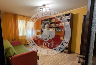 Apartament cu 3 camere semidecomandat în Văcăresti - 1