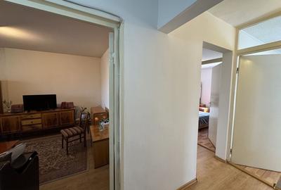 Apartament cu 3 camere decomandat, mobilat în Florilor - 10