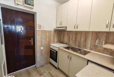 Garsonieră în Far - 2