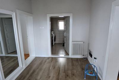 Casă cu etaj de vânzare, 5 camere, 2 băi, Dâmbu Rotund zona strada Livezeni - 17