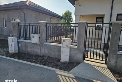 Casă cu 5 camere cu Canalizare în Central - 16