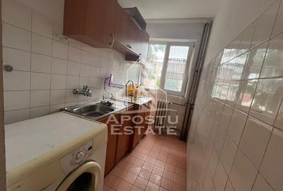Apartament cu 2 camere, semidecomandat, etajul 2, zona Sagului - 5