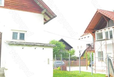 Bran-Casa de locuit cu 3 camere si teren Bran-Casa de locuit cu 3 camere si teren - 3