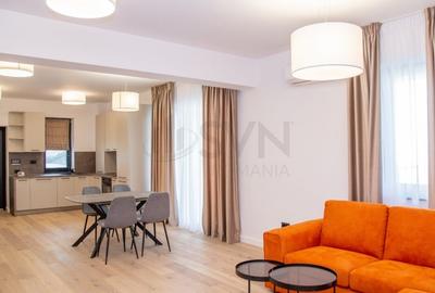 Apartament cu 3 camere semidecomandat în Aviației