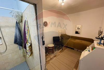 Casa de 35 mp, renovabila, intr-o zona centrala din Turda - 5