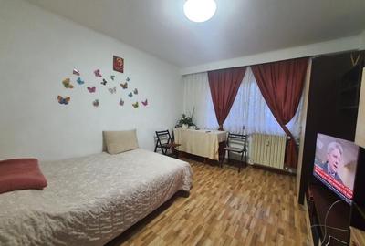 Garsonieră, mobilată în Poarta 6 - 2