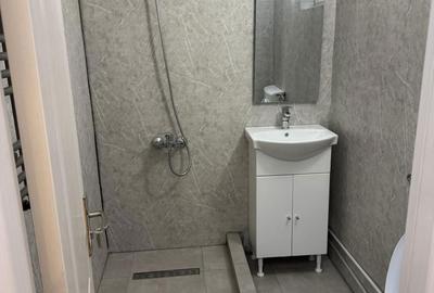 Apartament cu 2 camere semidecomandat în Progresul - 7