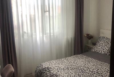 Apartament cu 3 camere decomandat în Central - 3