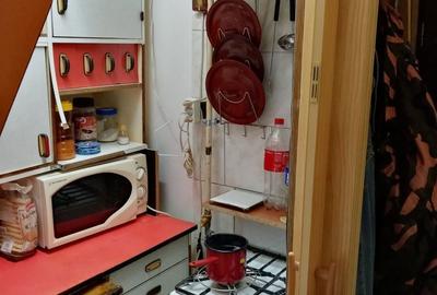 Garsonieră decomandată în Central - 4