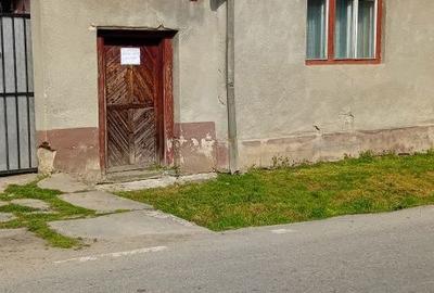 Casă cu 3 camere cu Teren 2500 Mp în Pianu - 3