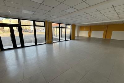 Spațiu comercial, de 50 mp, în Central - 1