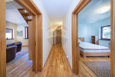 Casă individuală cu 8 camere cu Canalizare în Moieciu - 36