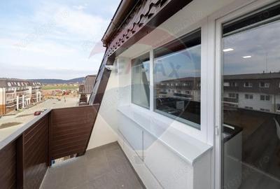 Apartament cu 2 camere semidecomandat, mobilat în Sânpetru - 2