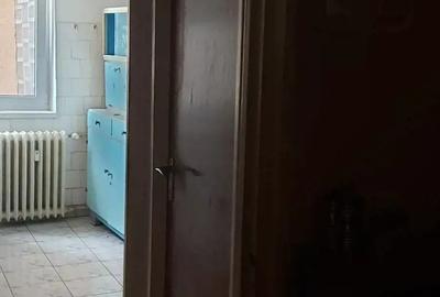 Apartament cu 3 camere decomandat în Central - 2