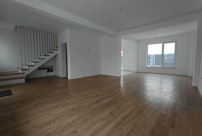 Casă individuală cu 4 camere cu Canalizare în Popas Păcurari - 2