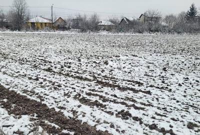 Teren de 1542 mp, în Central