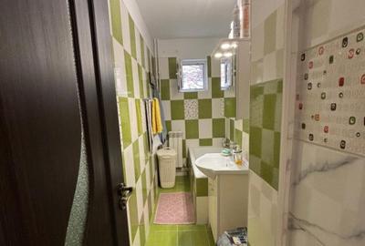 Apartament cu 3 camere semidecomandat în Tomis IV - 4