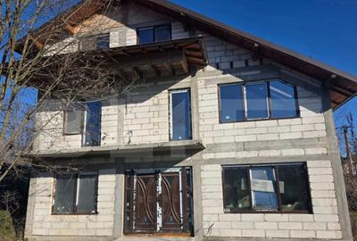 Casa de vanzare - 270 mp Viforata, 3 km de Targoviste - 11