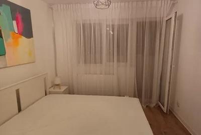 Apartament cu 3 camere semidecomandat, mobilat în Popești-Leordeni
