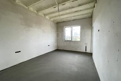 Duplex cu 3 camere cu Canalizare în Cristian - 6