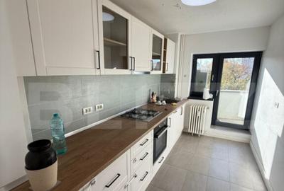 Apartament cu 3 camere decomandat, mobilat în Unirii