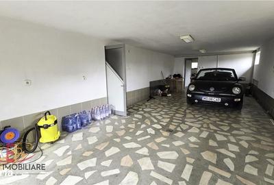 Casă cu 4 camere în Vulcan - 5