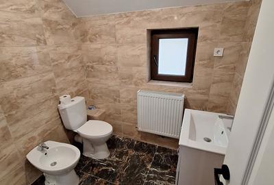 Casă cu 4 camere cu Teren 500 Mp în Cornești - 6