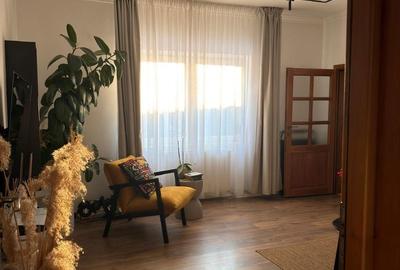 Casă cu 3 camere cu Teren 187 Mp în 14 Mai - 17