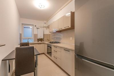 DE INCHIRIAT! - 2 camere decomandat Qualis 2 | Tractorul | Coresi DE INCHIRIAT! - 2 camere decomandat Qualis 2 | Tractorul | Coresi - 2