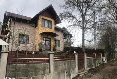 Casă cu 4 camere în Central - 1